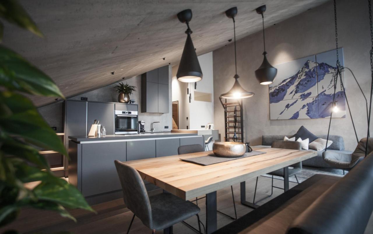 Glanz & Glory Appartements Laengenfeld Exterior photo