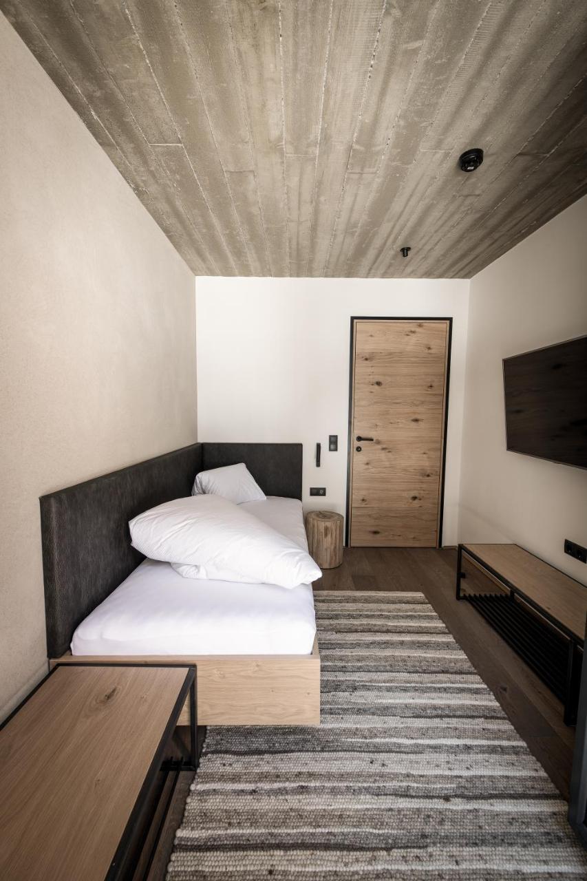 Glanz & Glory Appartements Laengenfeld Exterior photo